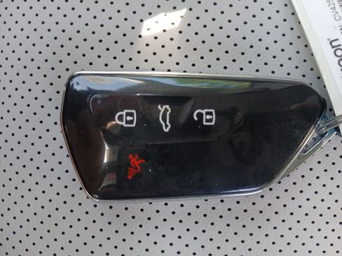 New 2025 Volkswagen Tiguan SE image 27