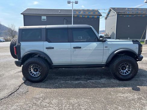 Used 2022 Ford Bronco Wildtrak AWD/4WD image 6