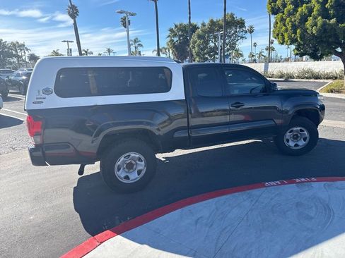 Used 2018 Toyota Tacoma SR w/ SR Convenience Package image 26