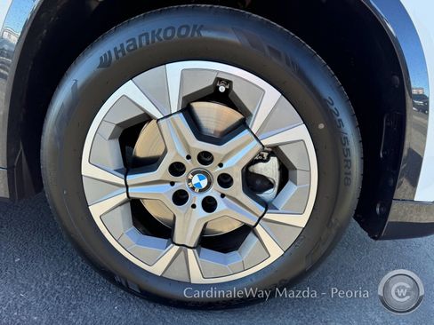 Used 2025 BMW X1 xDrive28i image 12