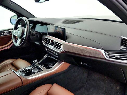 Used 2020 BMW X5 xDrive40i w/ M Sport Package AWD/4WD image 25