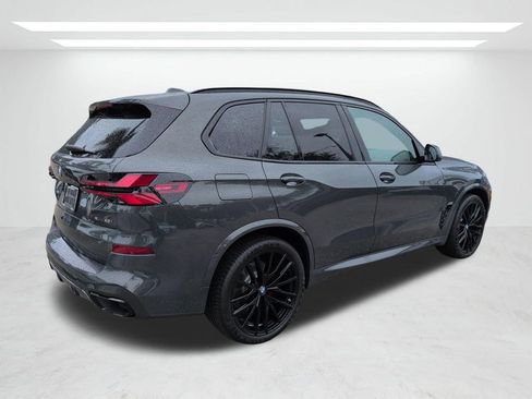 New 2026 BMW X5 xDrive40i w/ M Sport Package AWD/4WD image 4