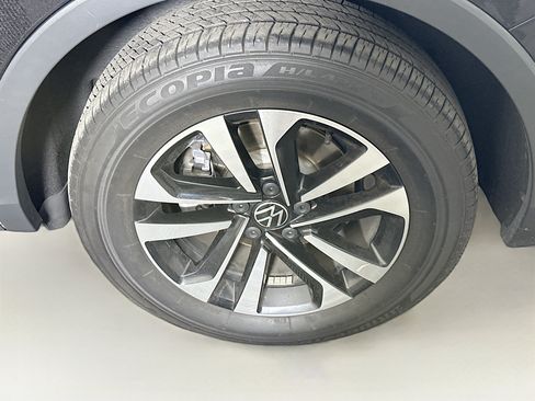 Used 2023 Volkswagen Tiguan S FWD image 32