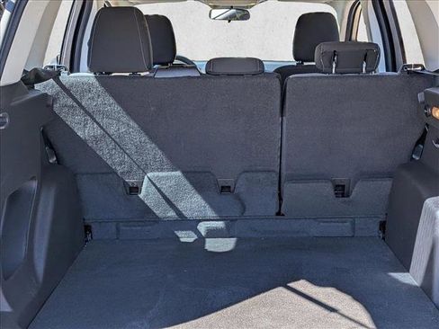 Used 2018 Ford Escape S image 6