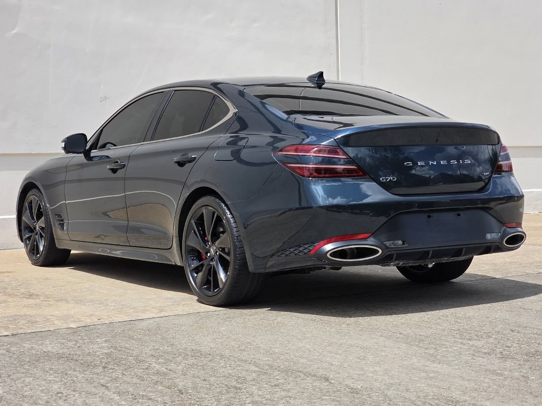 Used 2023 Genesis G70 3.3T w/ Sport Prestige Package RWD image 3