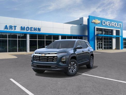 New 2026 Chevrolet Equinox LT w/ Safety and Technology Package FWD image 8