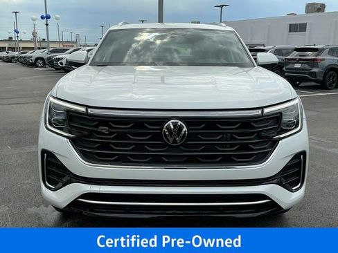 Certified 2024 Volkswagen Atlas Cross Sport SEL R-Line AWD/4WD image 8