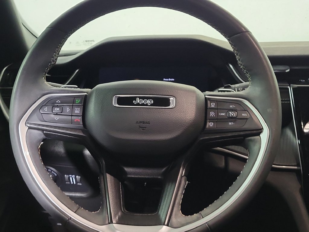Used 2024 Jeep Grand Cherokee L Laredo AWD/4WD image 15