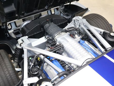 Used 2005 Ford GT image 38