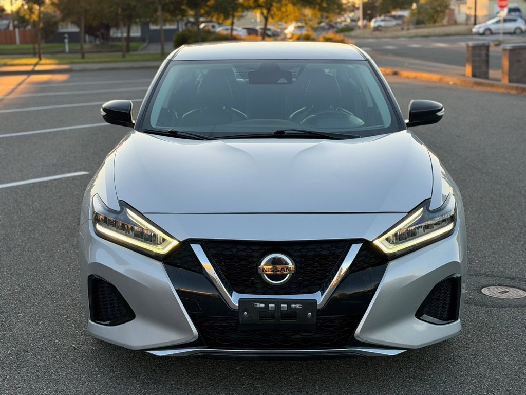 Used 2021 Nissan Maxima 3.5 SV w/ Floor Mat Group FWD image 2