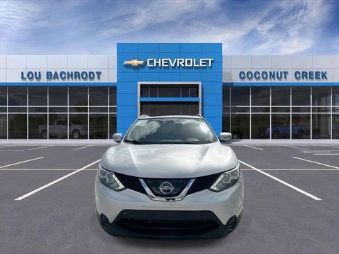 Used 2019 Nissan Rogue Sport SV image 3