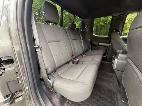 Used 2017 Ford F150 XLT w/ Equipment Group 302A Luxury AWD/4WD image 47