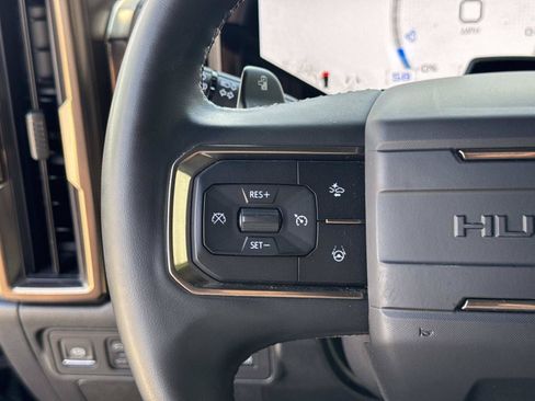 Used 2025 GMC Hummer EV 3X w/ LPO, Roof Cross Rail Package AWD/4WD image 17