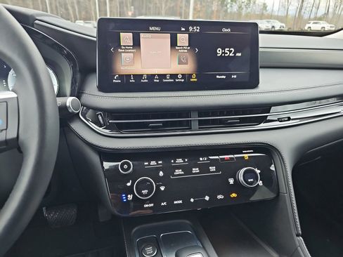 Used 2025 INFINITI QX60 Luxe AWD/4WD image 22