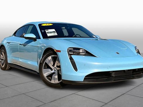 Used 2023 Porsche Taycan image 2