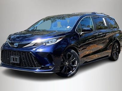 Used 2022 Toyota Sienna XSE w/ XSE Plus Package