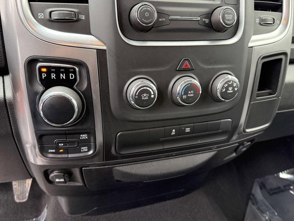 Used 2024 RAM 1500 Classic SLT AWD/4WD image 23