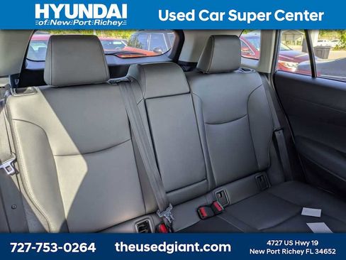 Used 2023 Toyota Corolla Cross XLE w/ Convenience Package image 10