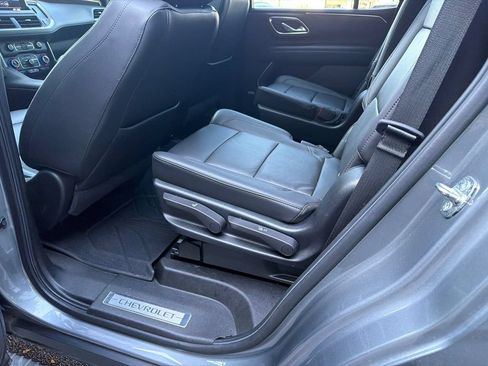 Used 2021 Chevrolet Tahoe Z71 w/ Z71 Signature Package AWD/4WD image 21
