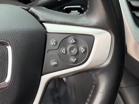 Used 2021 GMC Acadia SLT FWD image 38