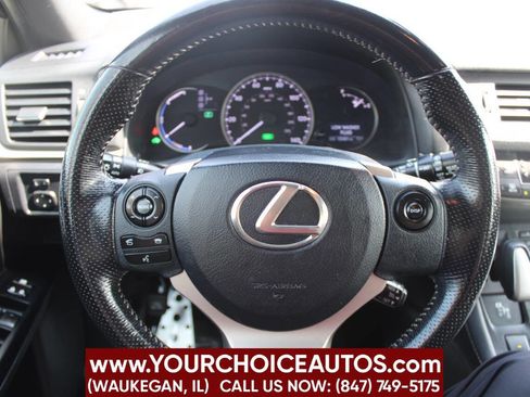 Used 2017 Lexus CT 200h image 22