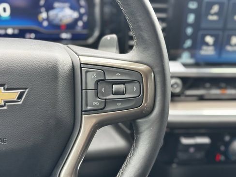 Certified 2022 Chevrolet Silverado 1500 High Country w/ Technology Package image 27