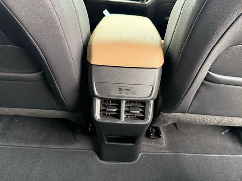 Used 2025 Chevrolet Equinox ACTIV image 18