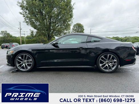 Used 2015 Ford Mustang Premium RWD image 4