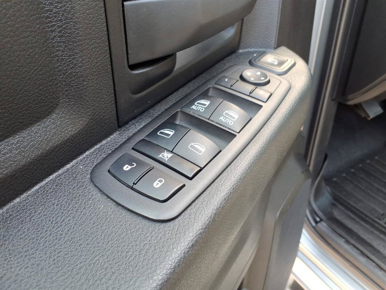 Used 2023 RAM 2500 Tradesman w/ Safety Group AWD/4WD image 18