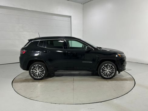Used 2022 Jeep Compass Limited w/ Elite Group AWD/4WD image 37
