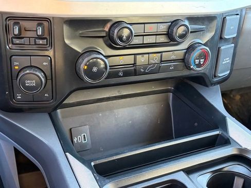 Used 2025 Ford F250 XLT w/ FX4 Off-Road Package image 17
