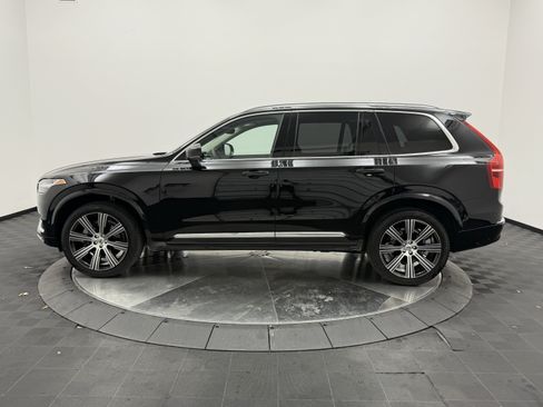 Certified 2023 Volvo XC90 B6 Ultimate w/ Protection Package Premier AWD/4WD image 4