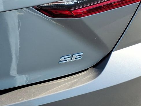 Used 2025 Toyota Camry SE w/ Multimedia Upgrade Package image 10