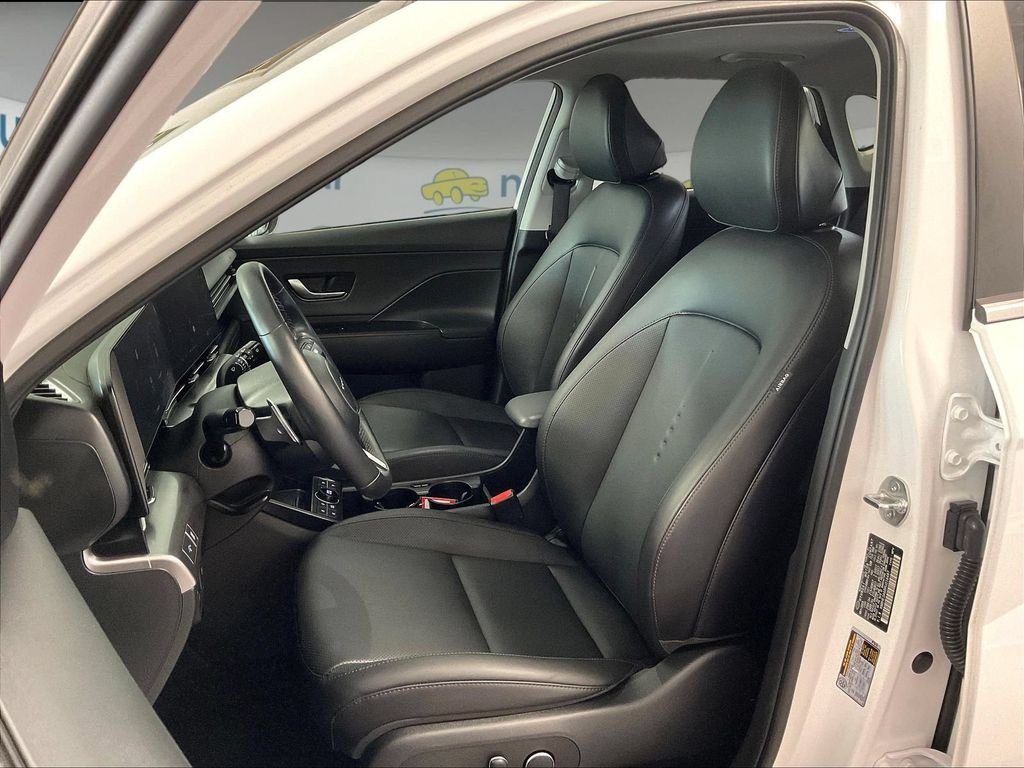 Used 2024 Hyundai Kona Limited FWD image 10