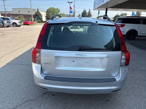 Used 2008 Volvo V50 2.4i image 6