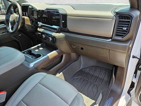 Used 2025 GMC Sierra 2500 SLT w/ Texas SLT Premium Package AWD/4WD image 21
