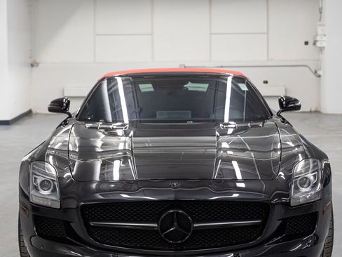 Used 2012 Mercedes-Benz SLS AMG Roadster image 3