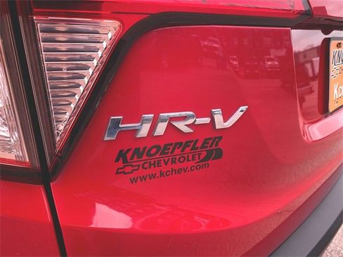 Used 2018 Honda HR-V LX image 28