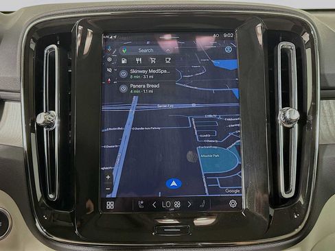 Used 2025 Volvo XC40 B5 Plus w/ Protection Package Premier image 14