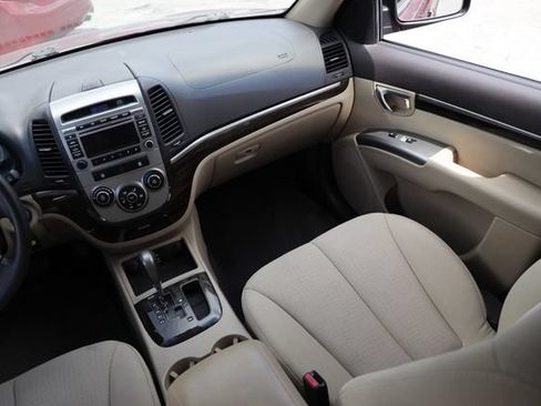 Used 2010 Hyundai Santa Fe GLS FWD image 24