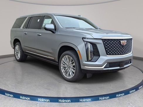 New 2026 Cadillac Escalade ESV Luxury w/ Touring Package image 2