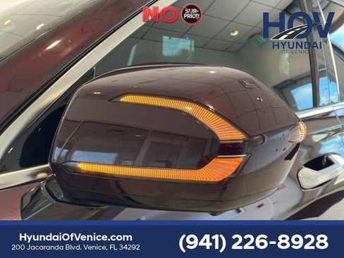 Used 2024 Hyundai Palisade Calligraphy FWD image 11