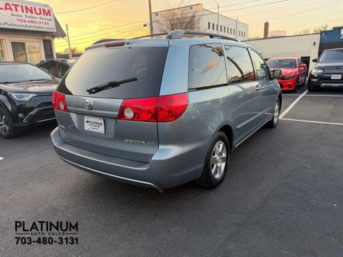 Used 2007 Toyota Sienna XLE image 6