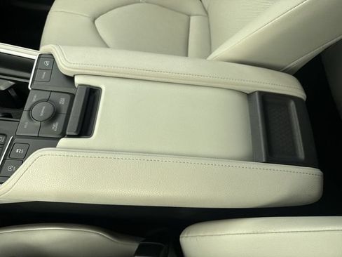 Used 2026 Toyota Grand Highlander AWD image 20