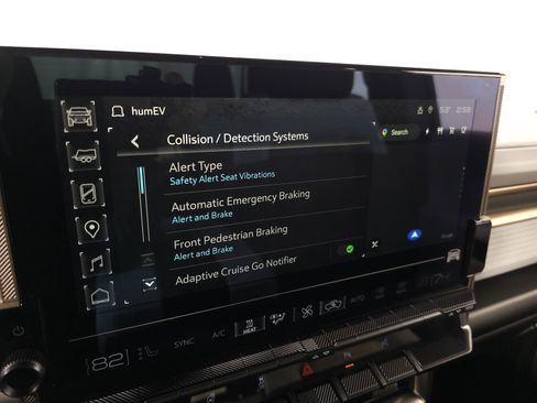 Used 2024 GMC Hummer EV 3X image 27