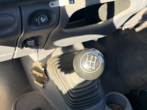 Used 2001 Dodge Ram 1500 Truck 2WD Regular Cab image 12