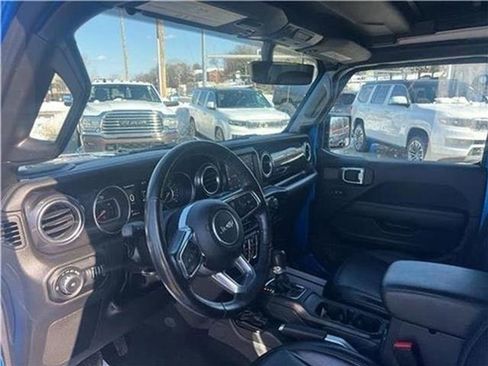 Used 2022 Jeep Wrangler Unlimited Sahara image 47