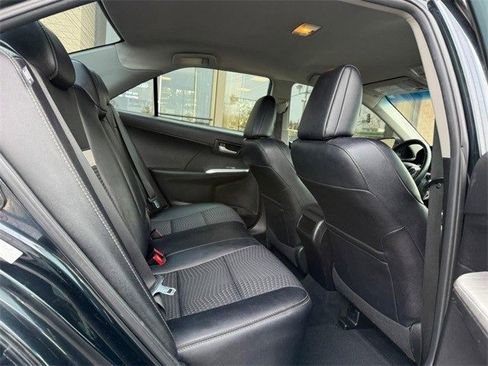 Used 2013 Toyota Camry SE image 9