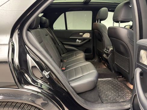 Used 2022 Mercedes-Benz GLE 350 4MATIC image 4