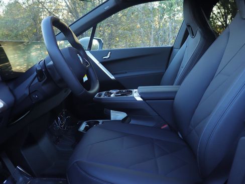 New 2026 BMW iX xDrive45 image 12